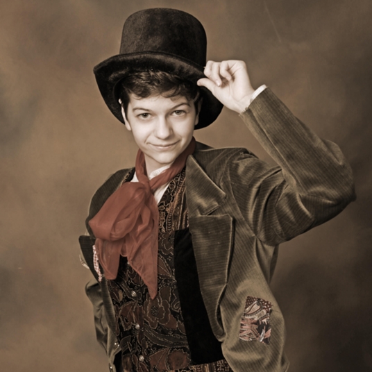 Maddie Barnhart head shot