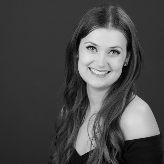 April Grosskopf head shot