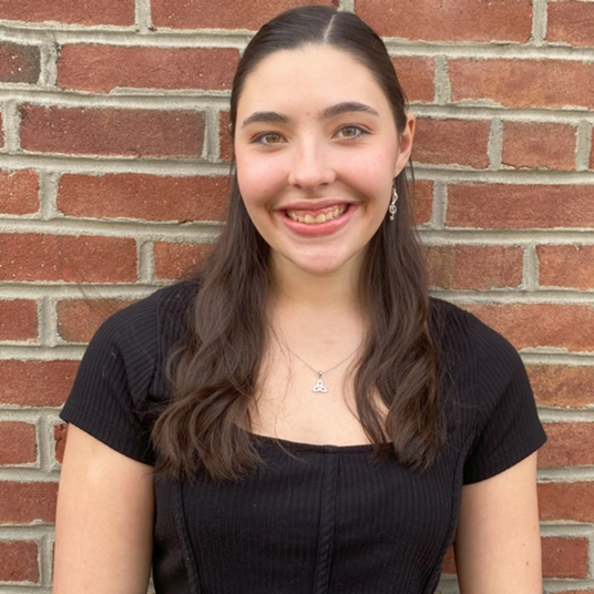 Annika Grasso head shot