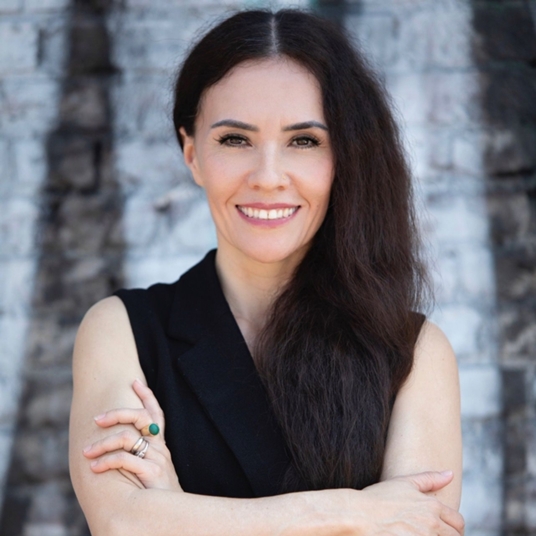 BEATRIZ EUGENIA VÁSQUEZ head shot