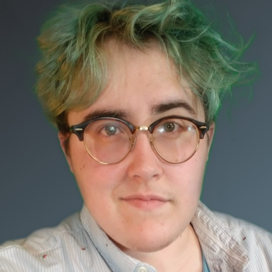 Alex Loder head shot