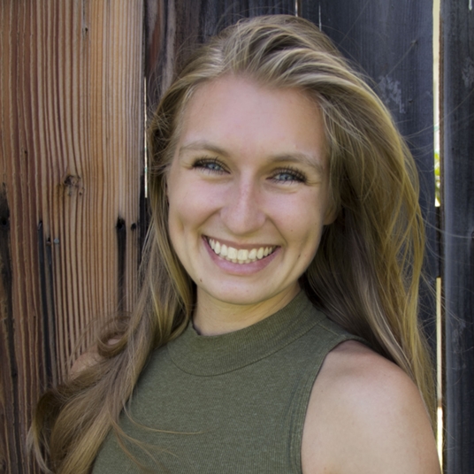 Claire Trevizo head shot