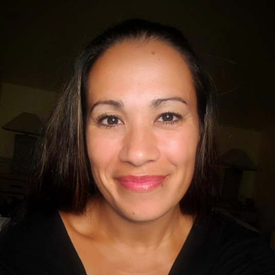 Puakahiki Kauʻi Kaina head shot