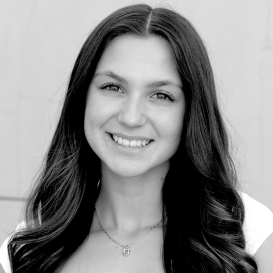 Olivia Bek* head shot
