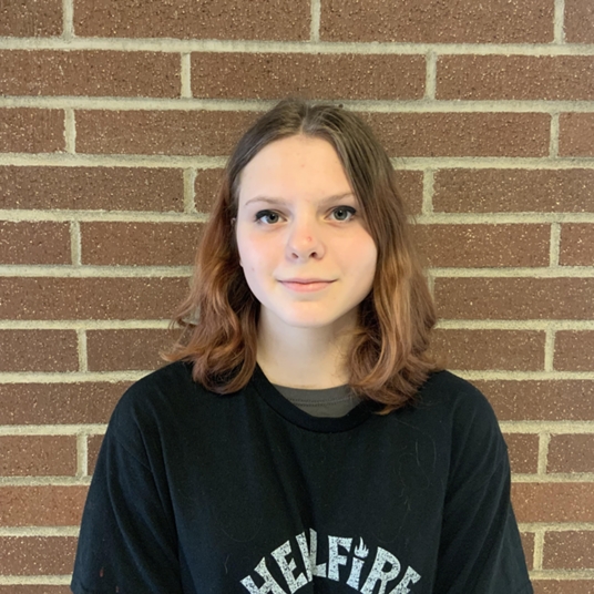 Anna Butts (9th Grade, Wino #1/Blossom/Skip Snip) head shot