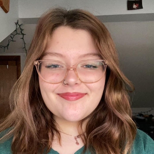 Jenny Albrecht (11th Grade, Audrey II) head shot