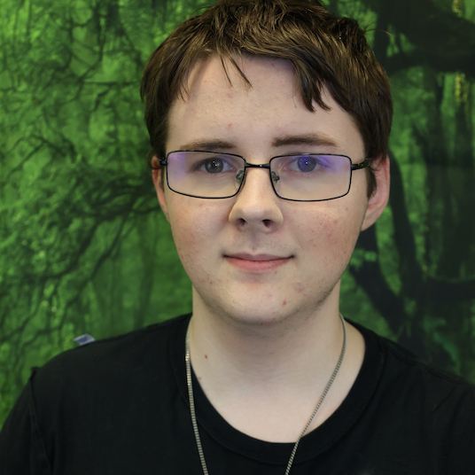 Caleb Leach head shot