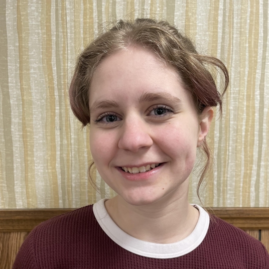 Evie Crothers head shot