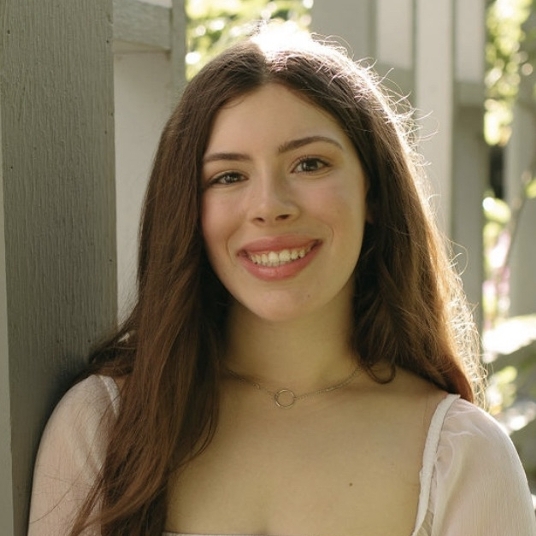 Lila Alix head shot
