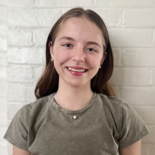 Elizabeth Bills head shot