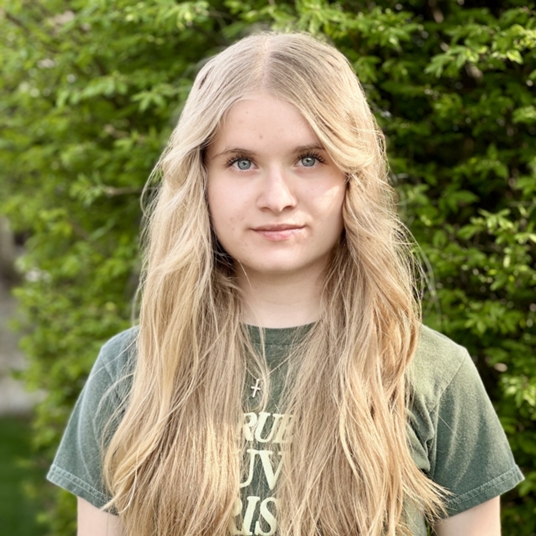 Arina Banks head shot