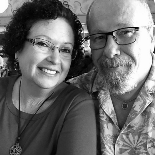Carolyn and Michael Reilly head shot