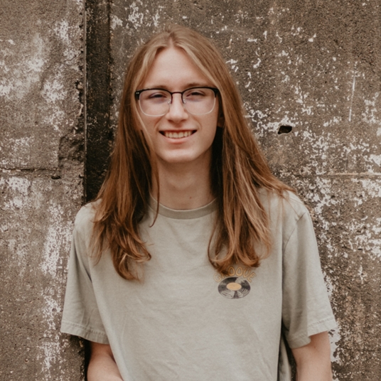 Logan Carlsen head shot