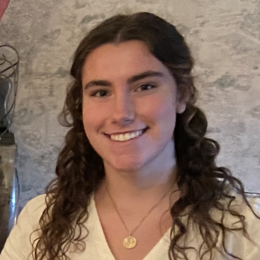 Carly Tier head shot