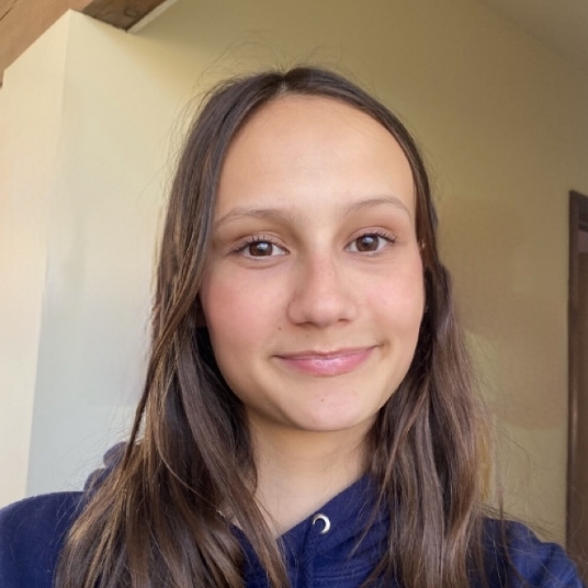 Julie Dinofa head shot
