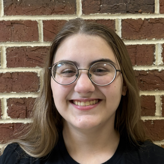 Elizabeth Clay head shot