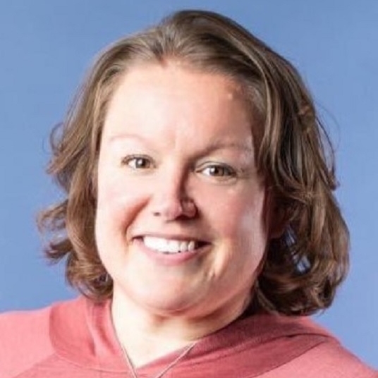 Sara Tomasson - Director head shot