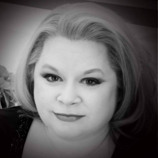 Wendy Czekalski head shot