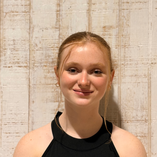 Emma Shultz head shot