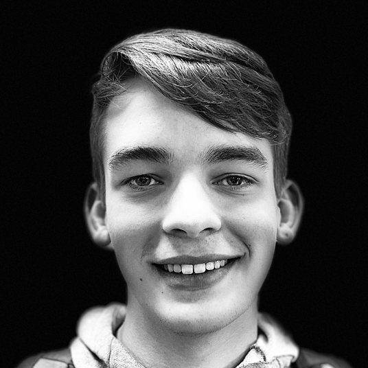 Evan Carlson (12th) head shot