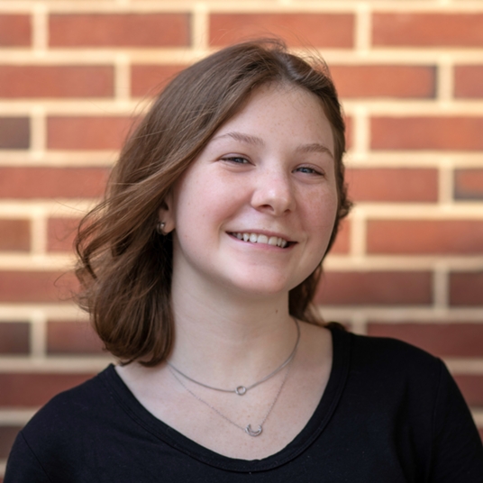 Tess Bugbee head shot