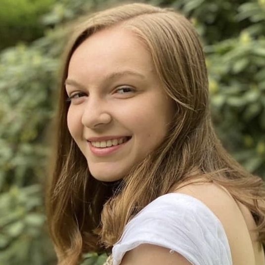 Mary Holmes head shot