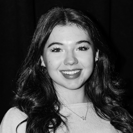 Rebecca Hunter head shot