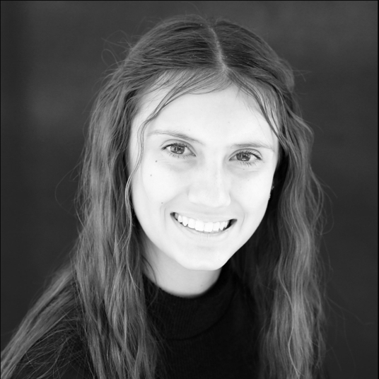 Liz Lackey head shot