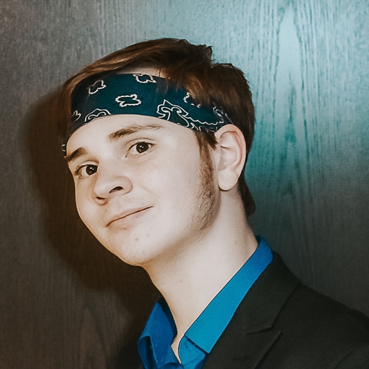 Zach Buccigrossi head shot