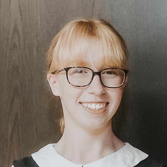 Natlie Naugle head shot