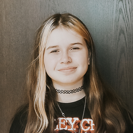 Larissa Micale head shot