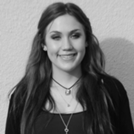 Olivia Baaten head shot