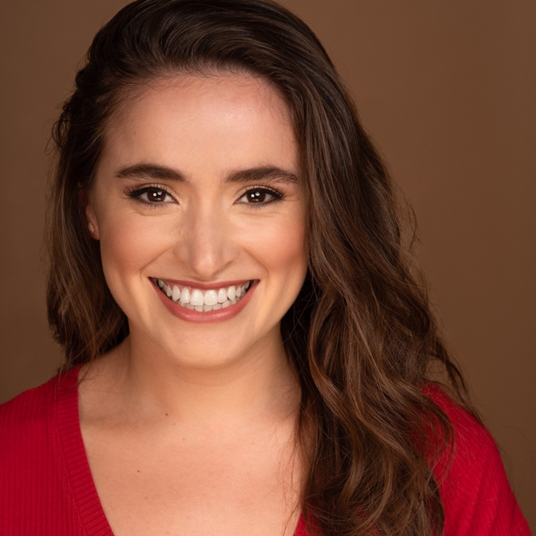 pau (She/Her) head shot