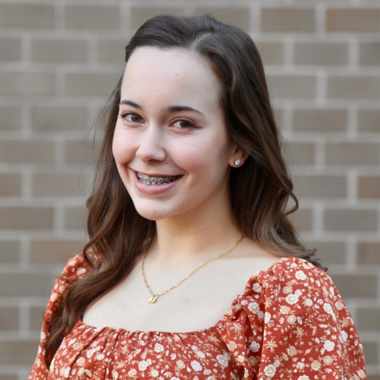 Natalie Aires head shot