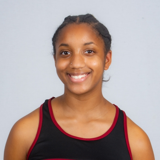 Alyssa Davis head shot