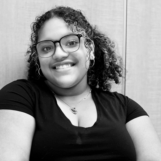 Nyla Perez * head shot