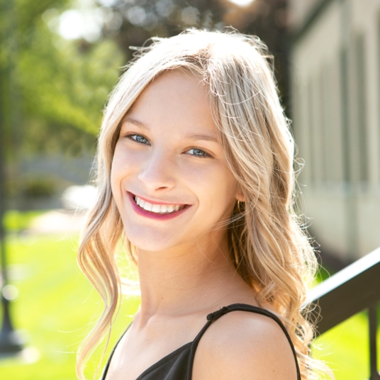 Larkin Cohrs head shot