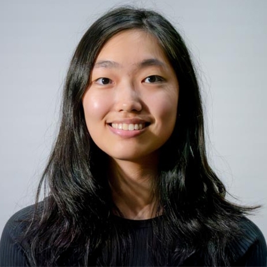 Maggie Zhang head shot