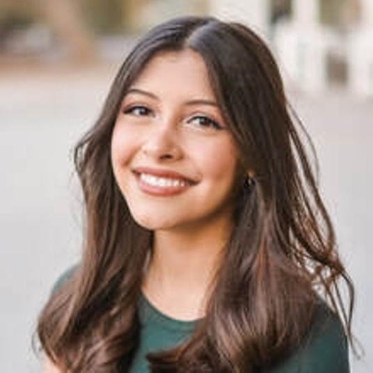 Grace Leekley head shot