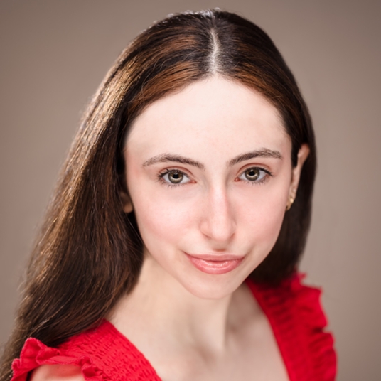 Olivia Rubrum head shot