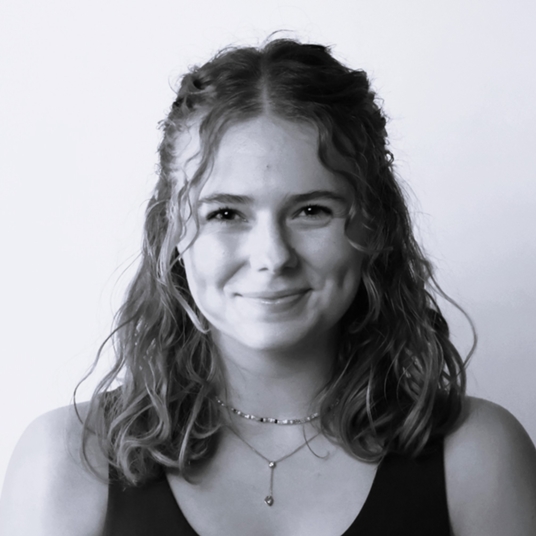 Chlöe Halverson head shot