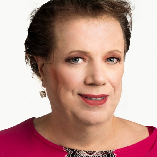 Janette Pennington head shot