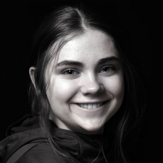 Cara Becker ('21) head shot