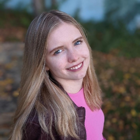 Abigail Kohout head shot