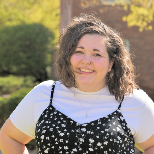 Abby Cox '22 head shot