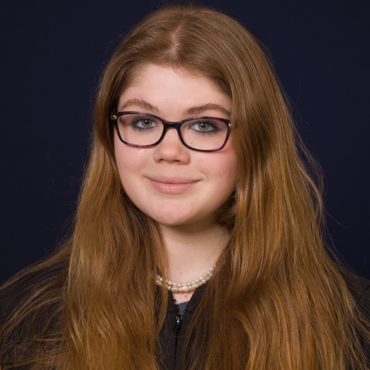Alayna Roper head shot