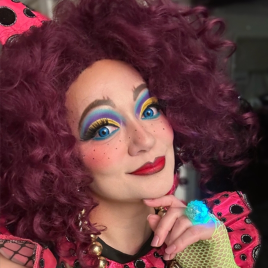 Delulu Lemon head shot