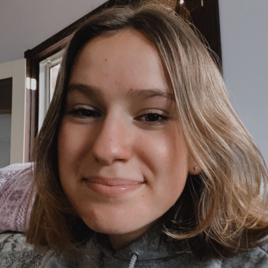 Bella Latini head shot