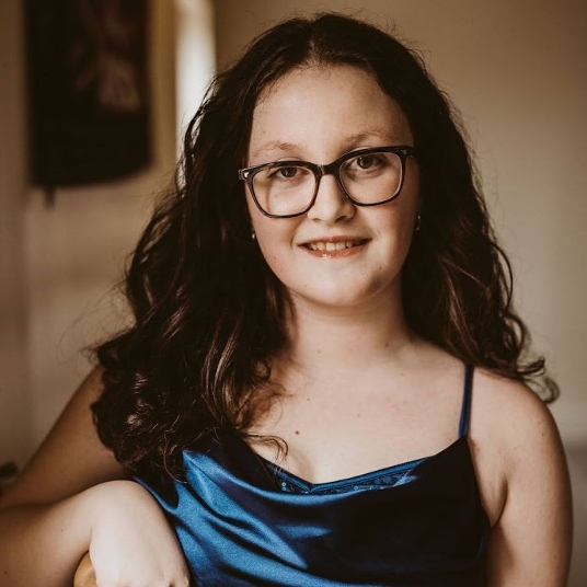 Ava Farrell head shot