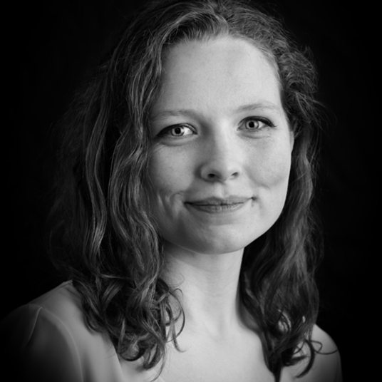 Charlotte Gray head shot